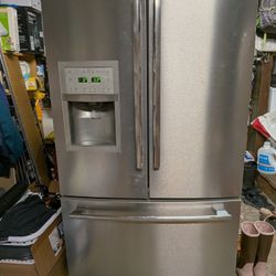 Frigidaire French door refrigerator