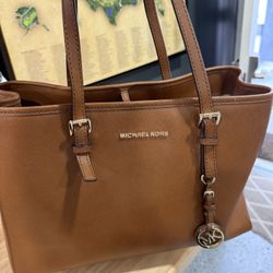 Michael Kors Brown Purse with Shoulder