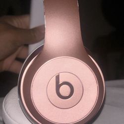 Rose Gold Beats 