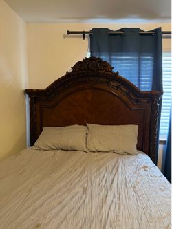 Queen bed