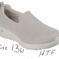 WOMEN'S Skechers GOwalk Joy - Sensational Day Size 13W