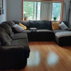 Brown Sectional 