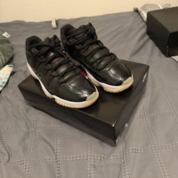 Mens Jordan 11 Low "72-10"