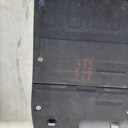 2013 Bmw 335 F30 Rear Spare Tire Cover 