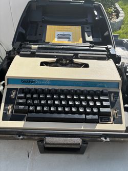 Brother Cassette Electric L10 Plus 3 Typewriter