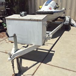 waveraider and single jetski trailer