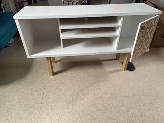 TV stand, very good condition