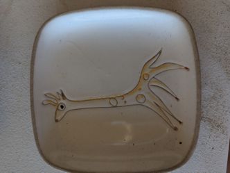 Antique giraffe plate