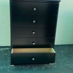 5 Drawer Dresser