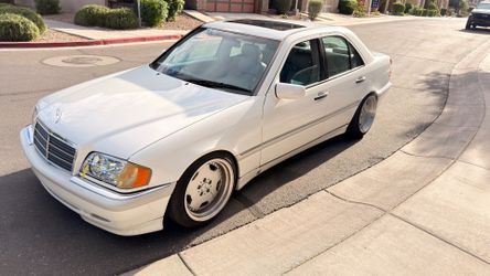 2000 Mercedes-Benz C-Class