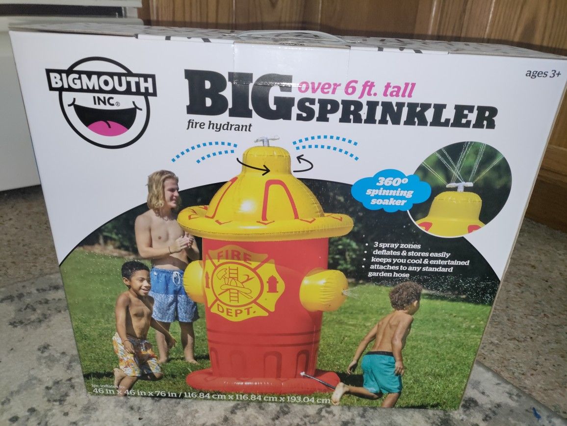 Giant Inflatable Fire Hydrant Backyard Water Sprinkler! Brand New! 