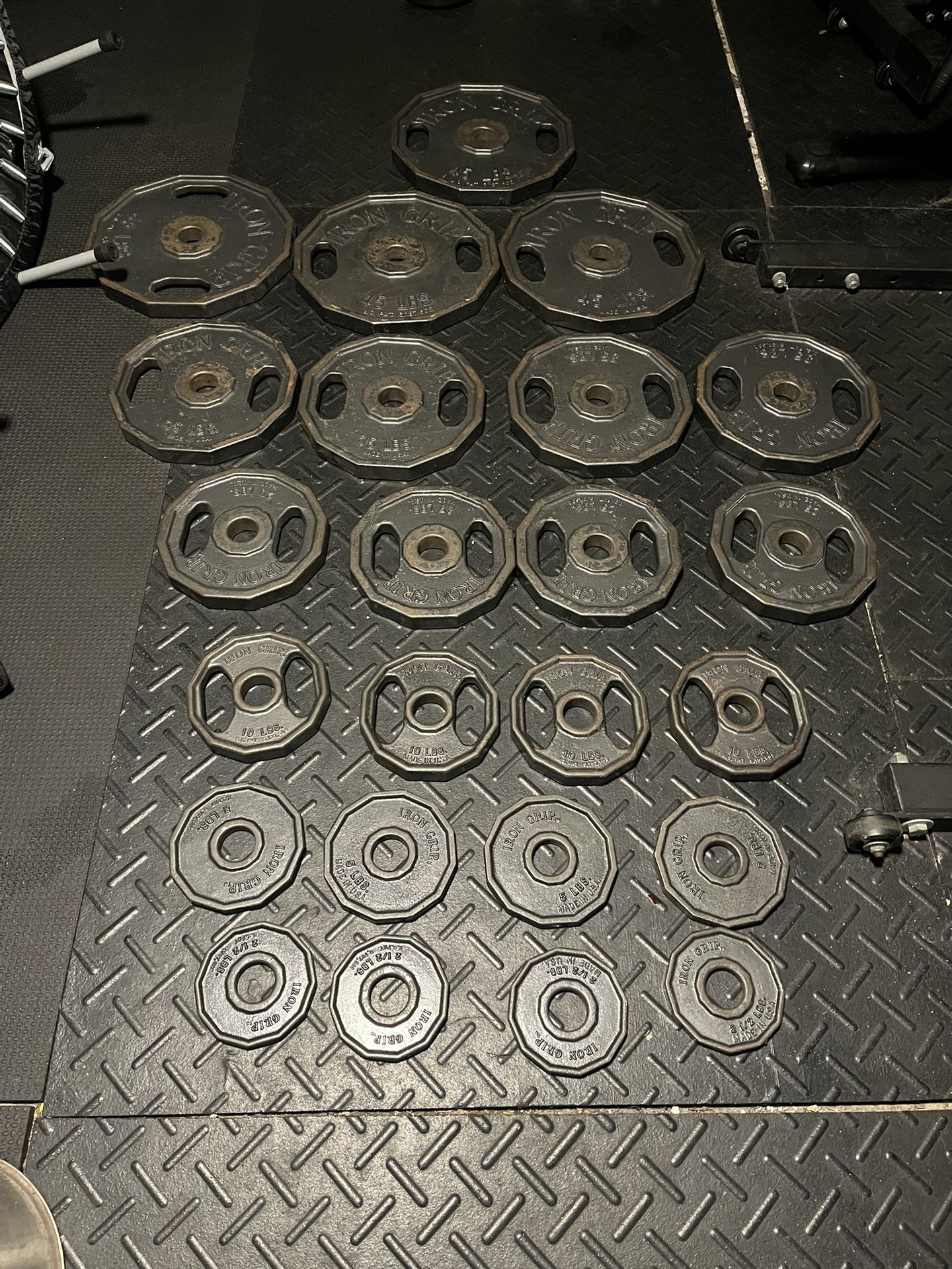 Iron grip Plates For Sale 490 Lbs