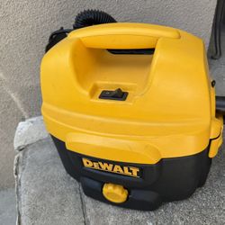 Dewalt Vacuum