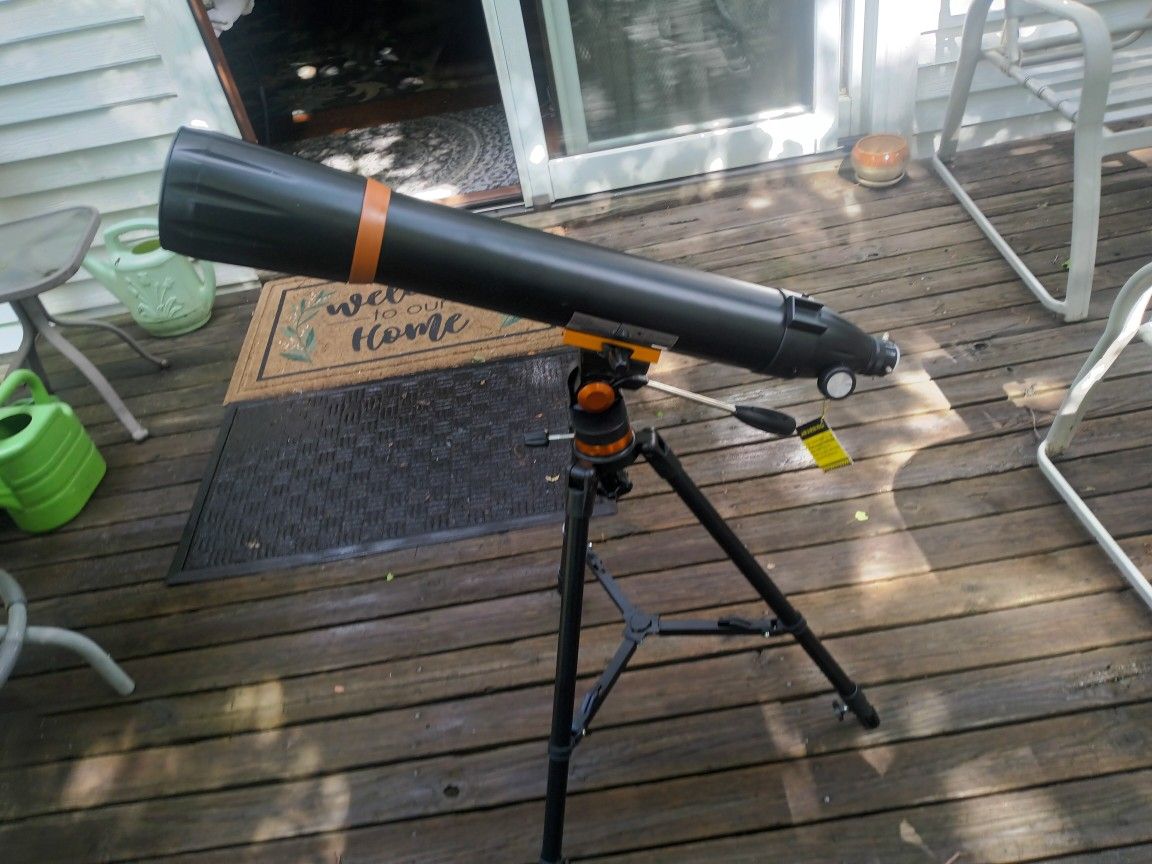 Brand New 90mm.Telescope For Kids Or Beginners.