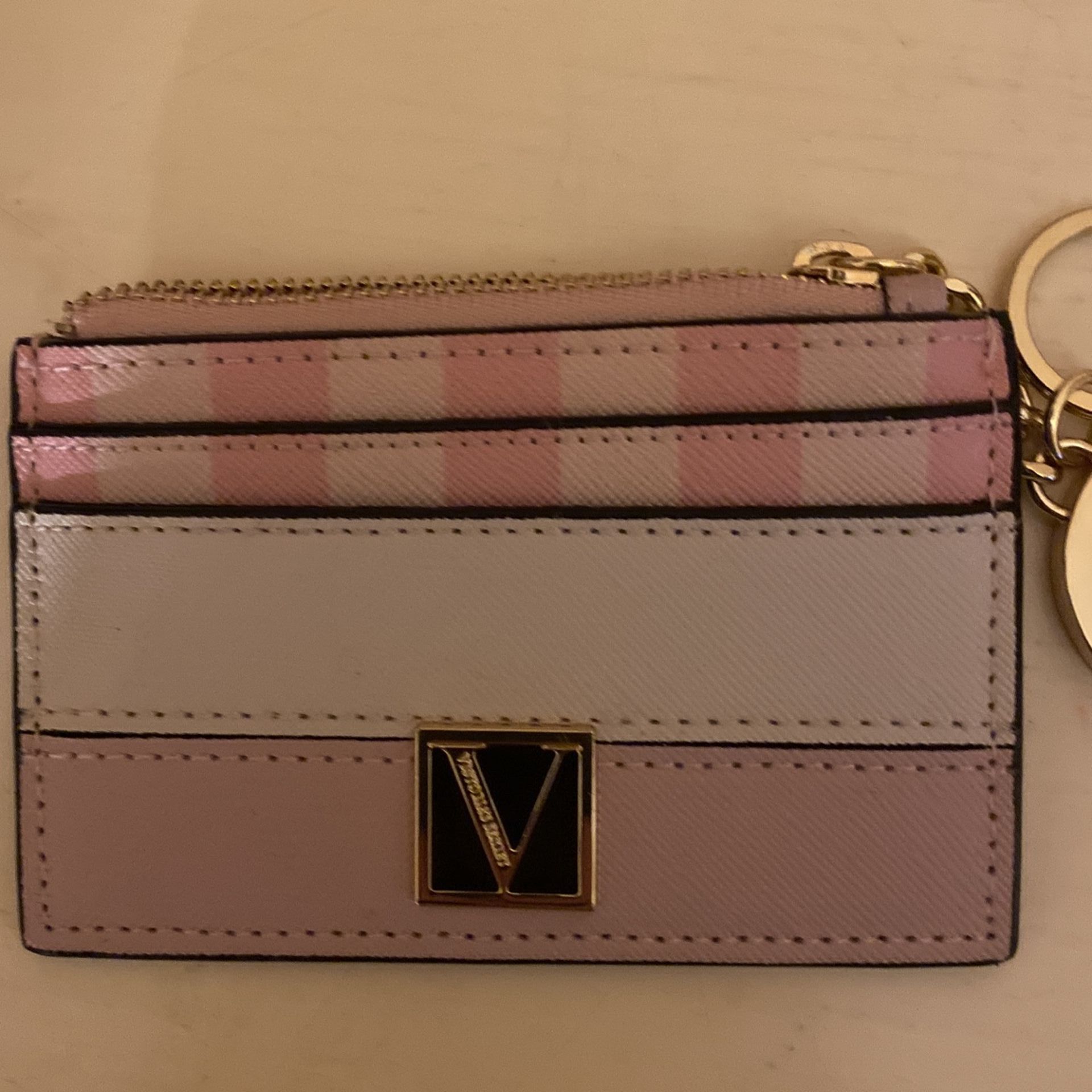wallets Victoria Secret for Sale in Fort Myers, FL - OfferUp