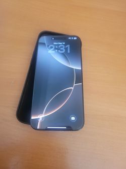 Apple iPhone 16