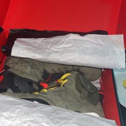 Travis Scott x Air Jordan 6 Retro 'Olive'