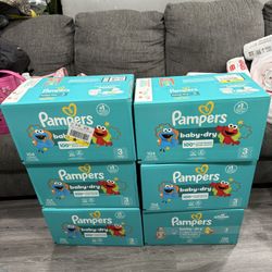 Size 3 Pampers For Sale❗️25$ Each 