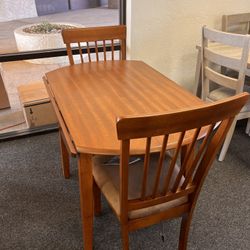Drop Leaf Round Dining Table With 2 Chairs 