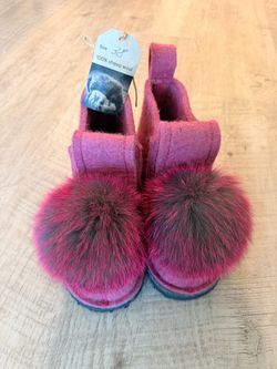 Handmade 100% Wool Slippers with Fur Pom-Poms – Size 38