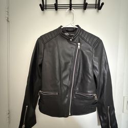Black Leather jacket XS, Zara