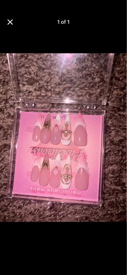 Press on nails size Small
