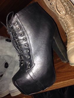 High heels low cut boots