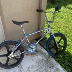Holy Grail 1978 COOK BROTHERS BMX BIcyxle!   Original Owner   Medical Issue Forces Sale  Extremely Rare Bike And Impossible To Find!