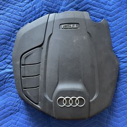 Audi A4 / A5 Engine Cover
