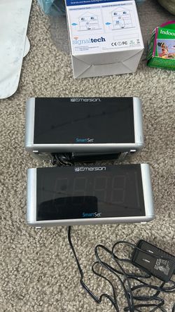 Emerson smart set alarm clock