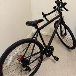 Black Road/Hybrid Bike — 700c Wheels, Disc Brakes
