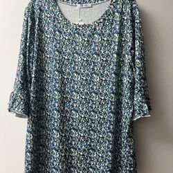 New Woman Top Size 2 XL 