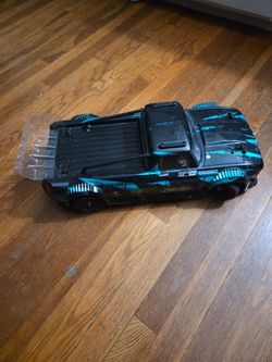 ARRMA 1/8 INFRACTION 3S 4X4 RTR Brushless All-Road Street Bash + 2 batteries