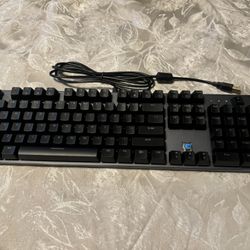 Aukey KM-G12 Gaming Keyboard