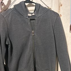 Gray gap fitted zip up