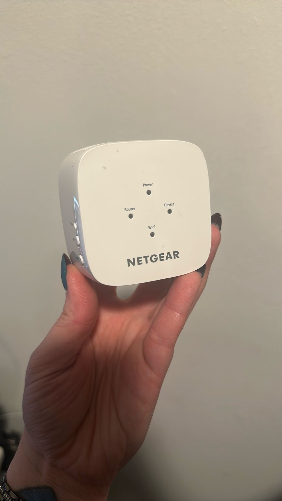 NETGEAR AC750 WiFi Range Extender
