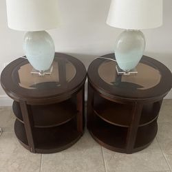 2 Lamps 2 End Tables 