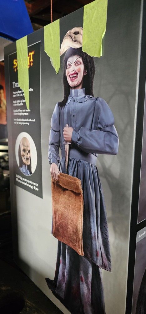 TRIXIE SPIRIT HALLOWEEN