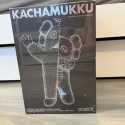 KAWS KACHAMUKKU vinyl figure 