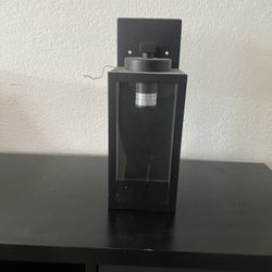 Outdoor Lights / Lamps