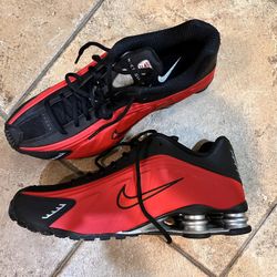 Nike Shox R4 University Red And black Size 11