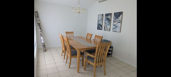 Sturdy Table with 6 Chairs