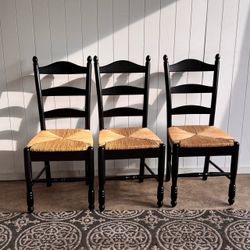 3 dining chairs with woven seats like new