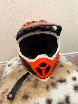 Small bell helmet