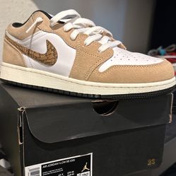 Air Jordan 1 low SE 