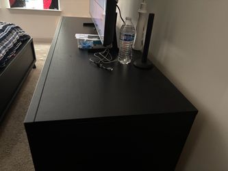 Black Wood nightstand  N  Dresser