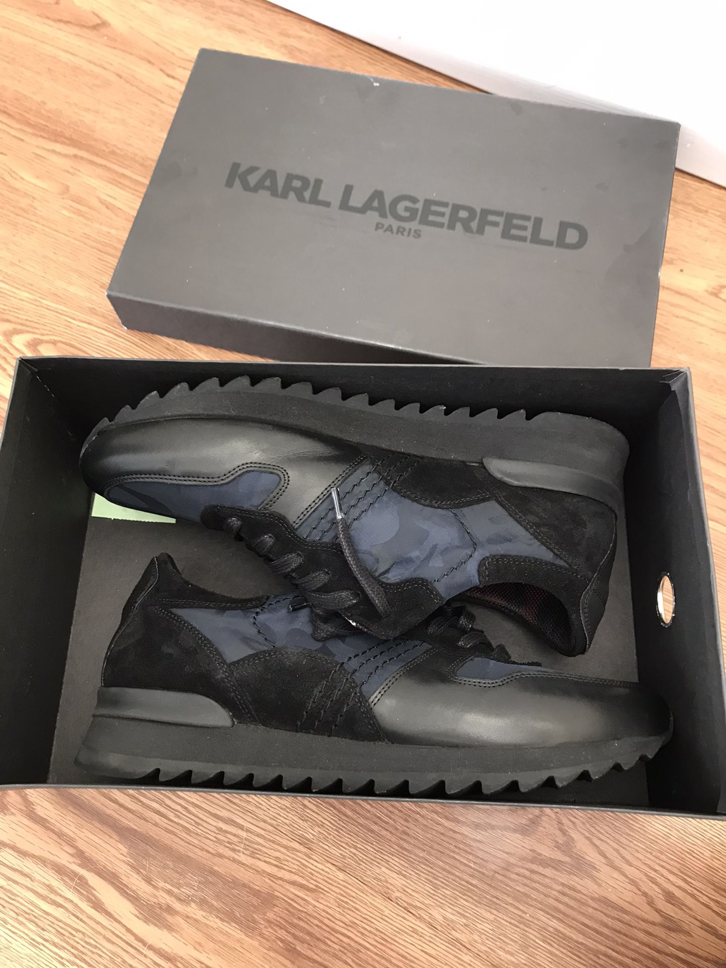 Karl Lagerfeld Blue Camo Paris Sneakers Men’s 9’5
