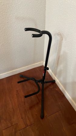 Guitar stand