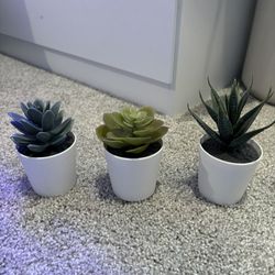 3 piece mini artificial plants 