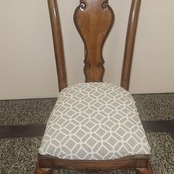 Vintage Queen Anne Style Henredon Walnut Burlwood Dining Chair